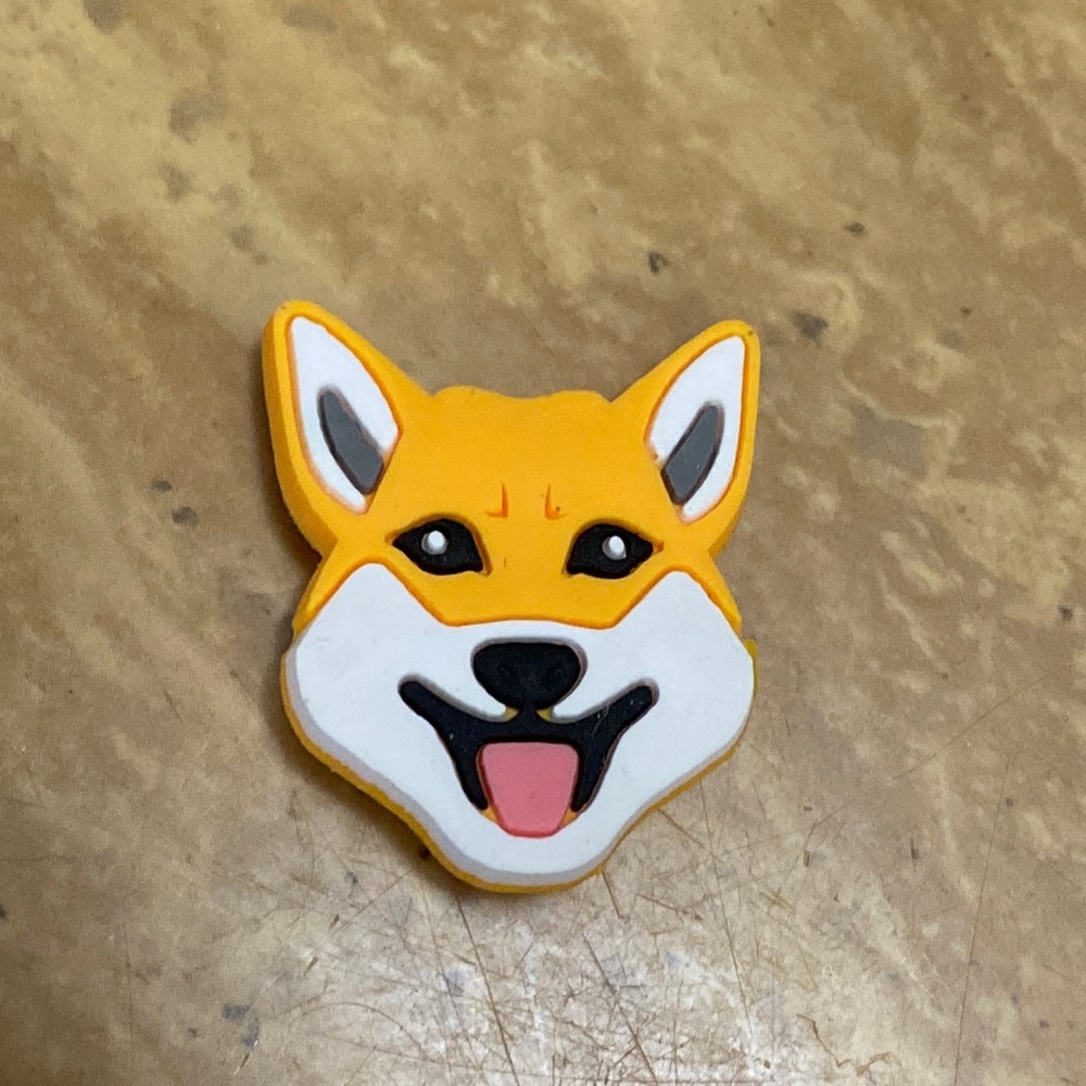 3/$10 corgi croc charm‎